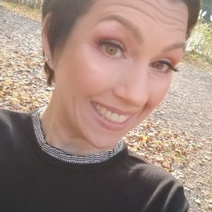 Meet your Posher, Fernette